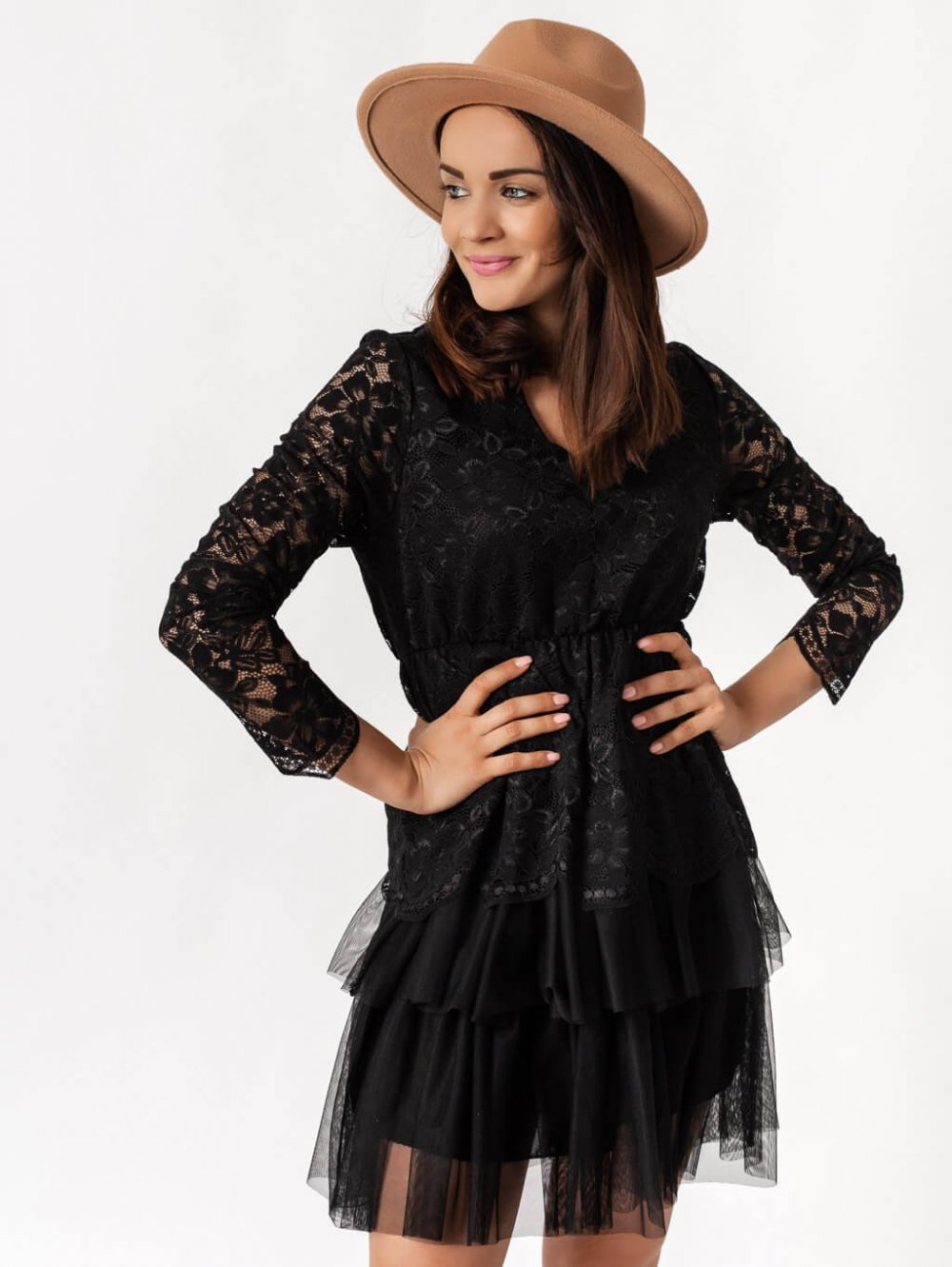 Čierne čipkované šaty Marissa