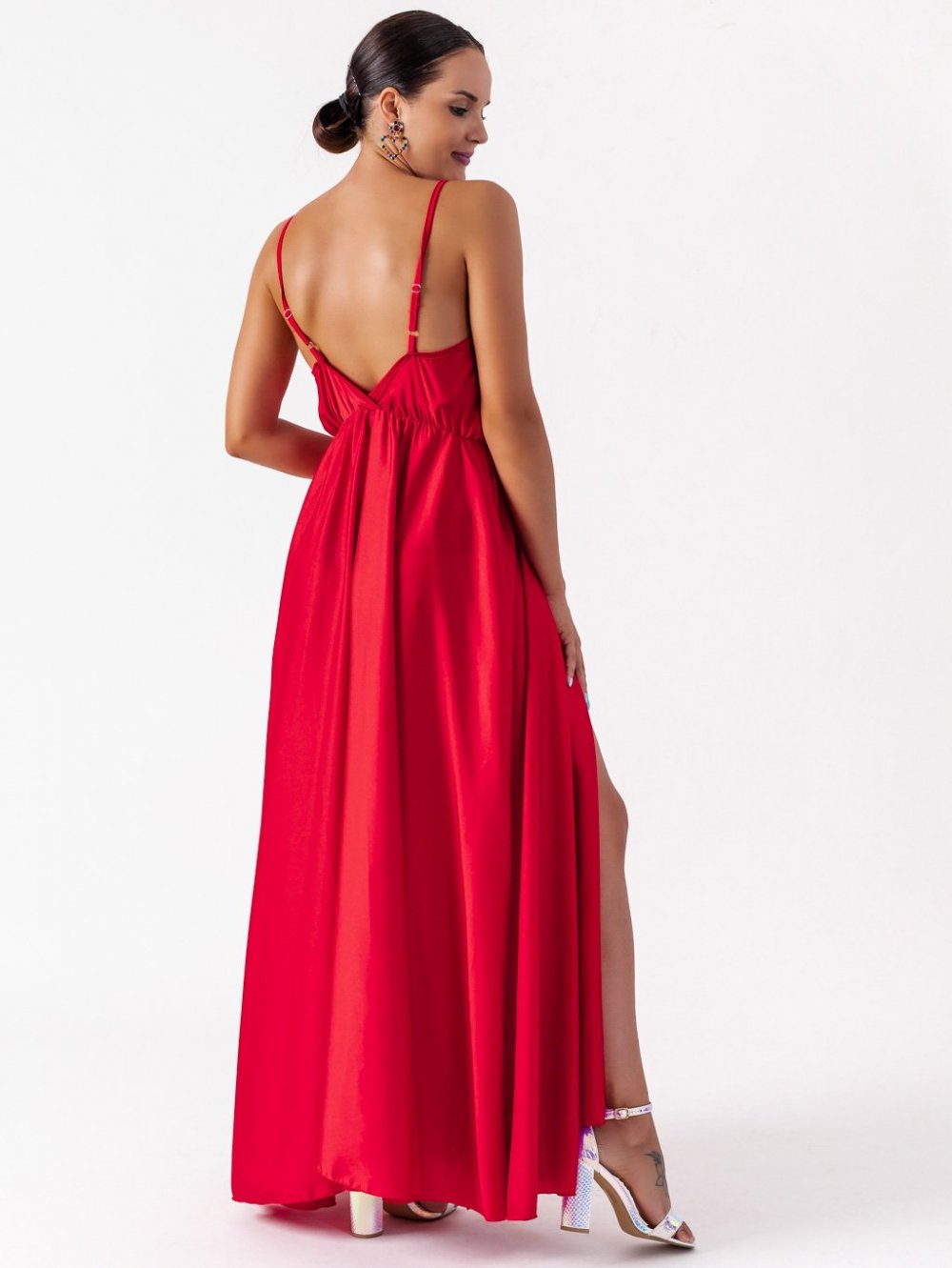 Červené šaty Lanna