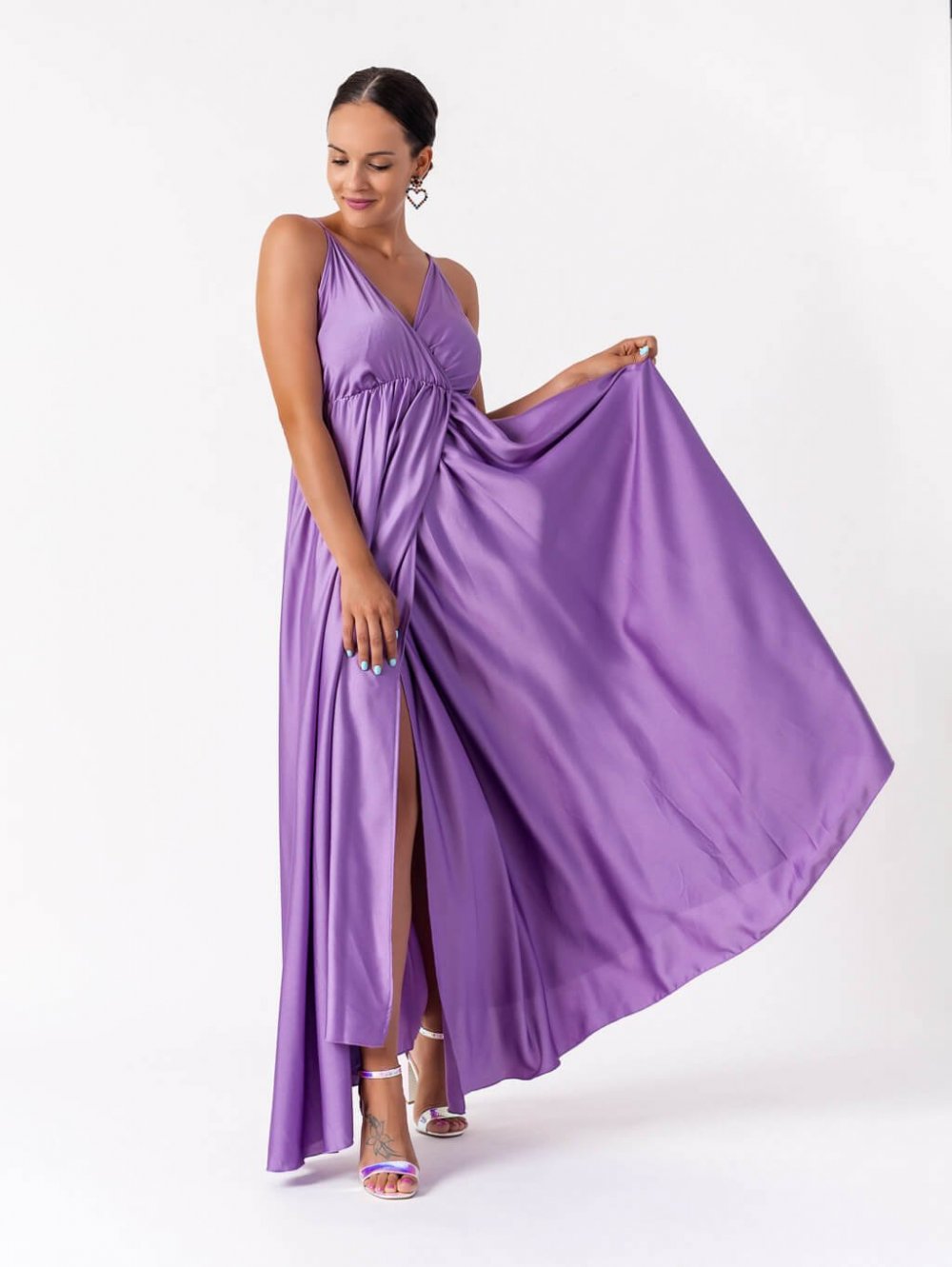 Svetlo fialové šaty Lanna