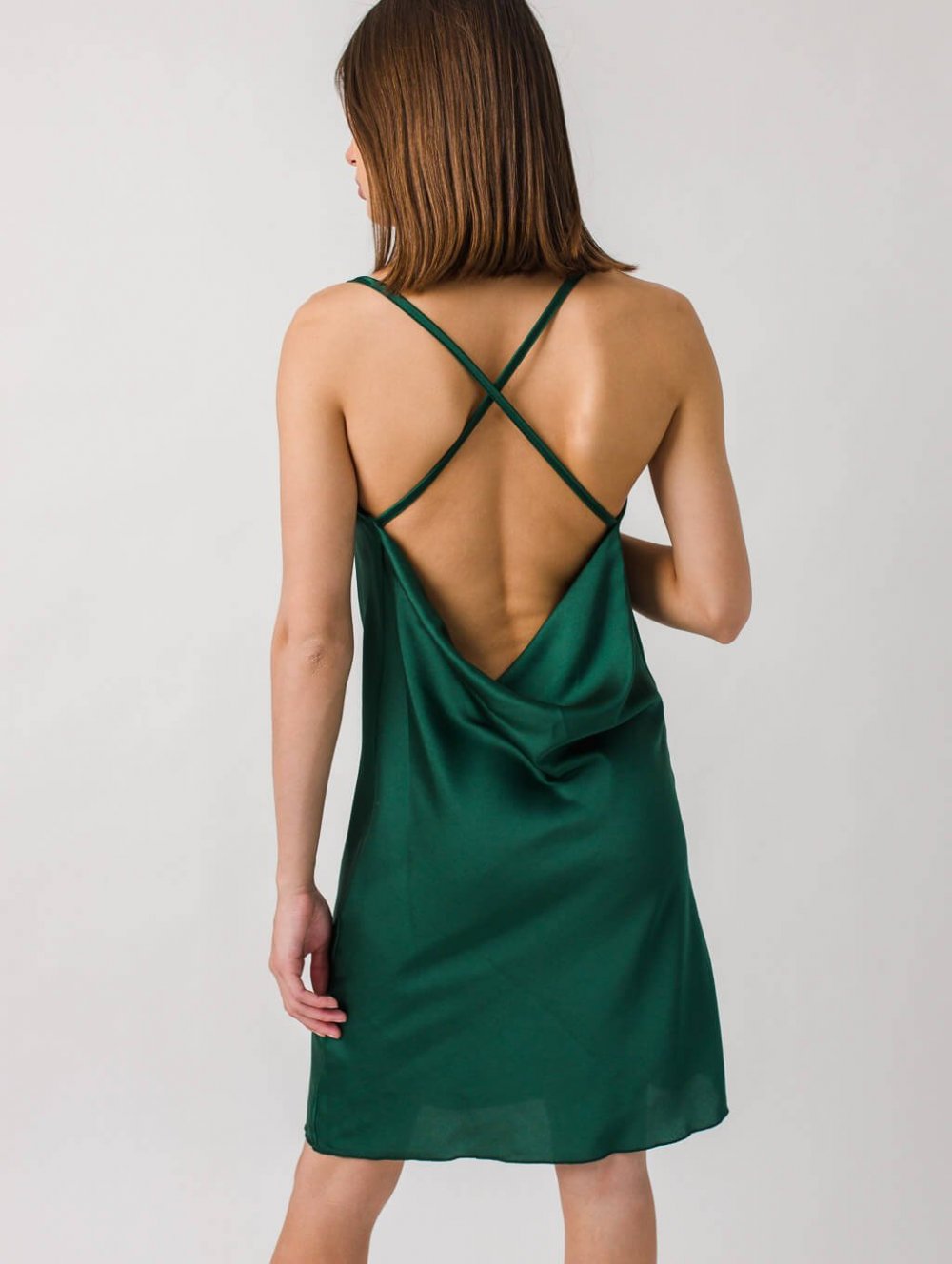 Zelené šaty Kerna