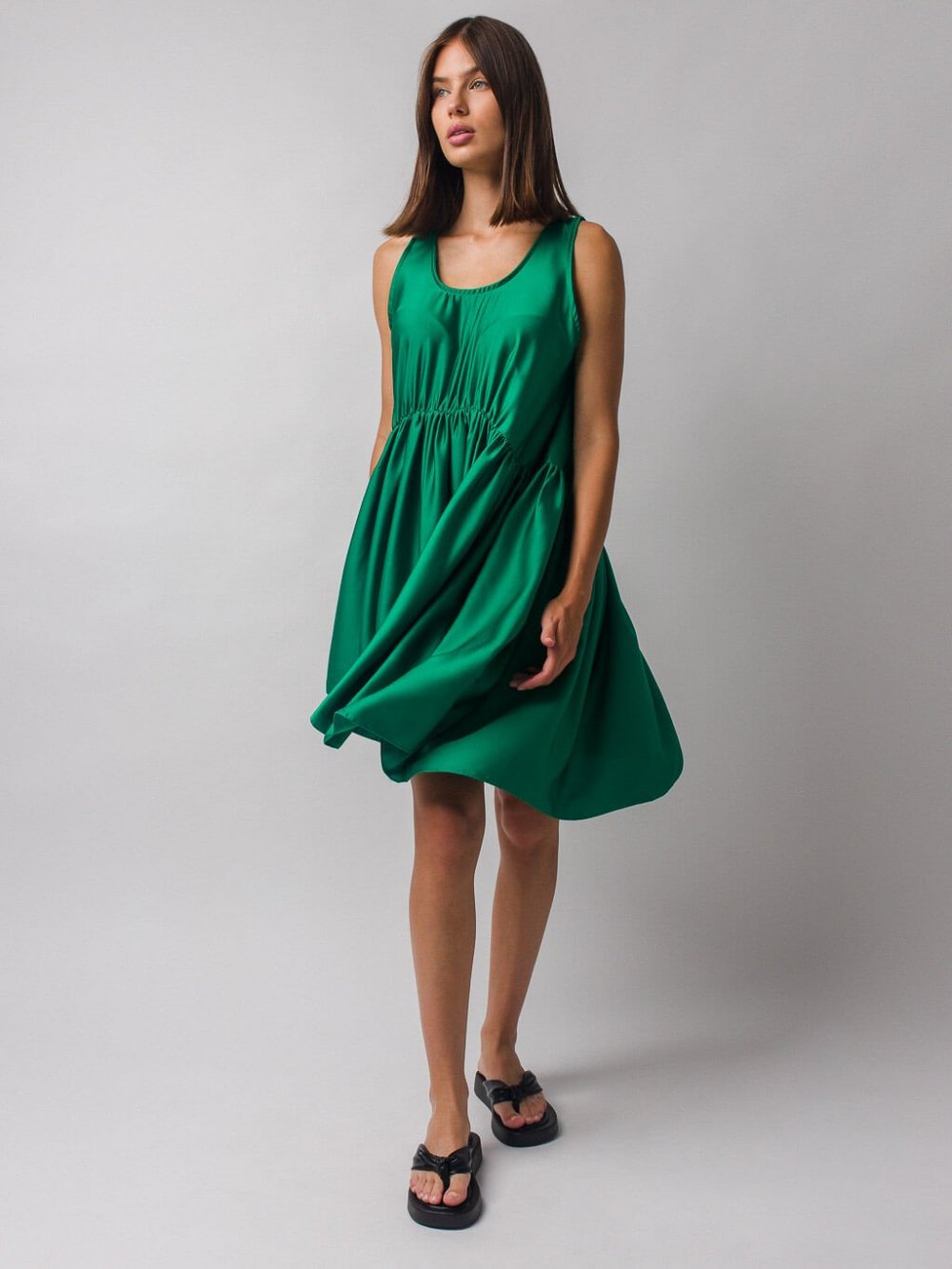 Zelené šaty Carrie