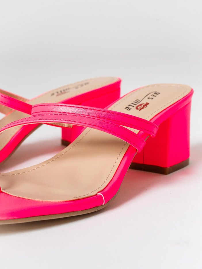 Ružové sandále Ginna