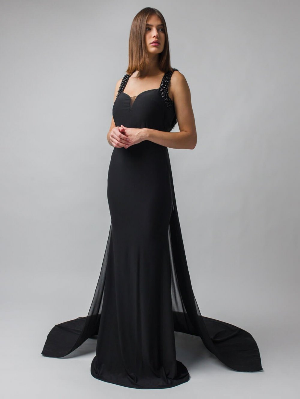 Čierne dlhé spoločenské šaty s vlečkou Solenne