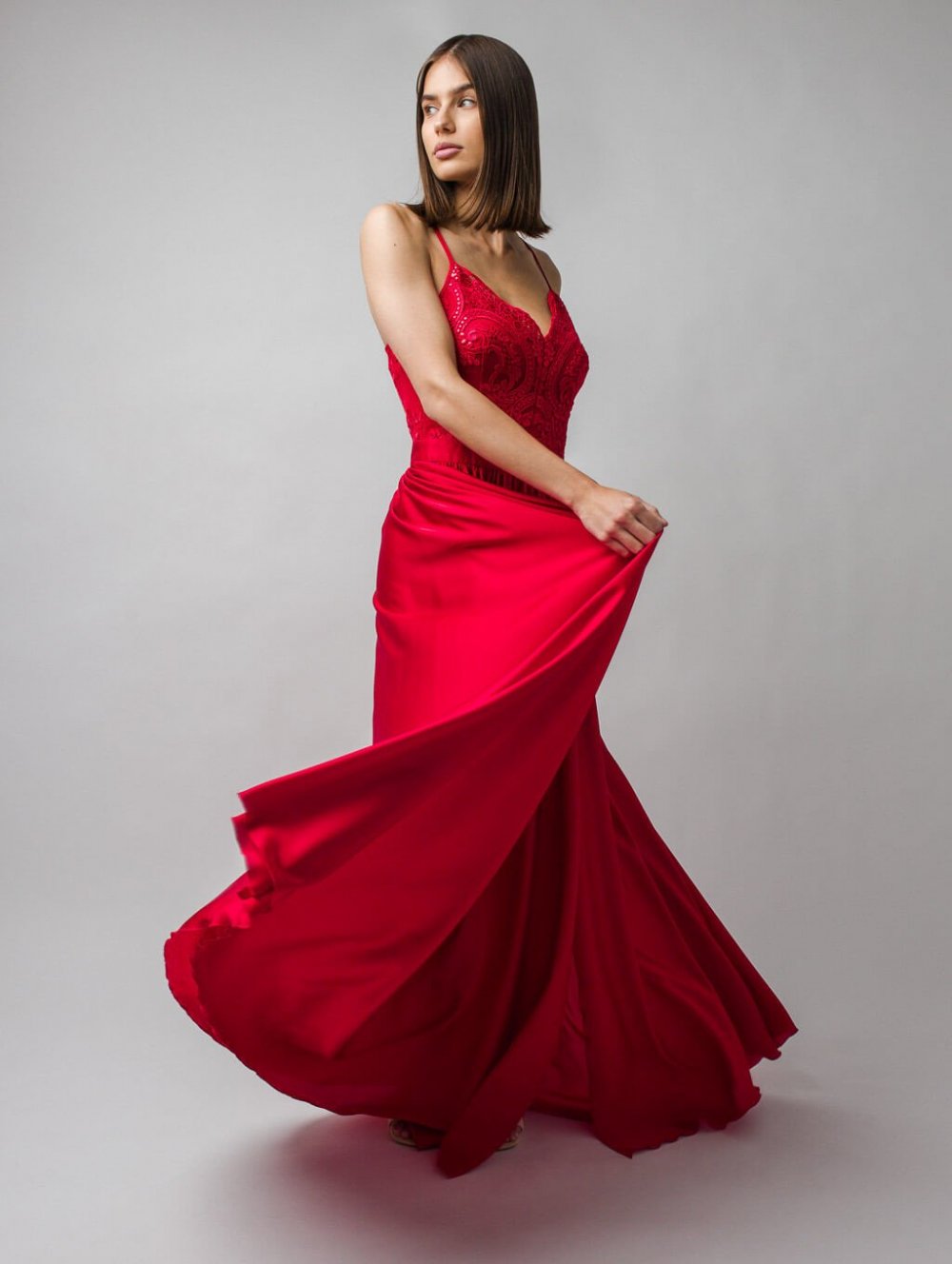 Červené dlouhé společenské šaty Bella