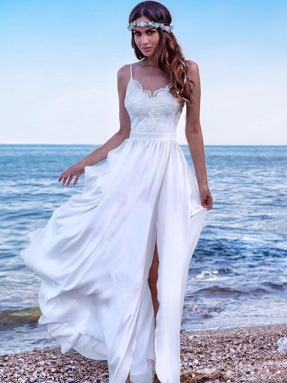 Biele dlhé spoločenské šaty Bella