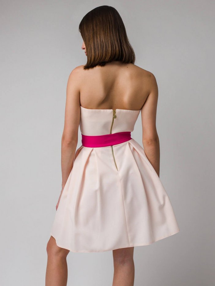 Bledoružové šaty Lassia
