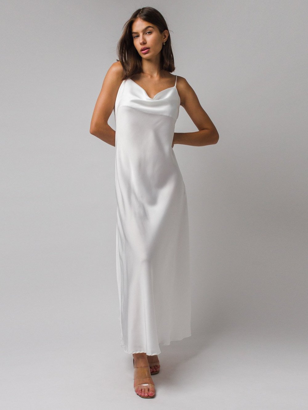 Biele šaty Nesia