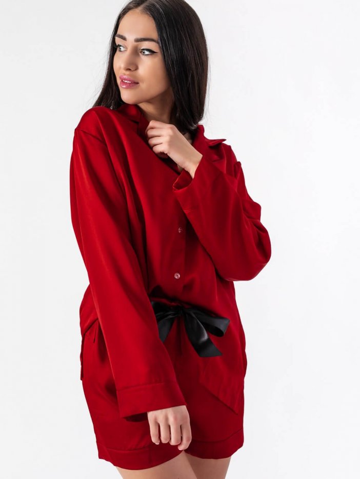 Červené saténové pyžamo Chantal