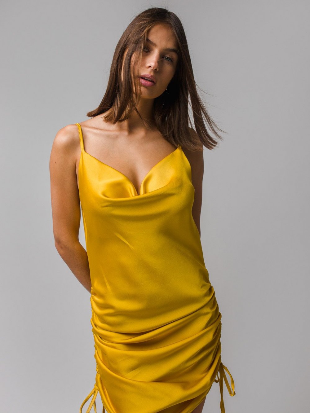 Žluté šaty Krissy