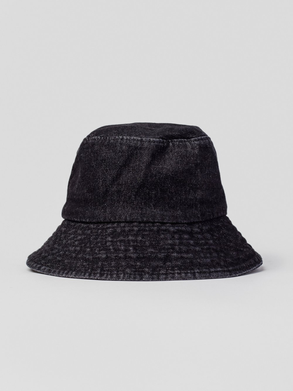 Čierny klobúk Liff