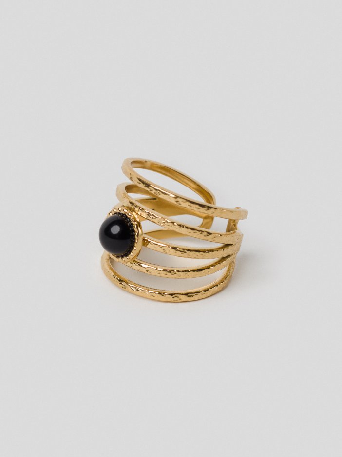 Čierno-zlatý prsteň Isaro