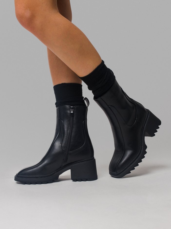 Black ankle boots Franc