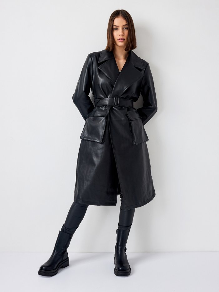 Čierny kabát Rinna