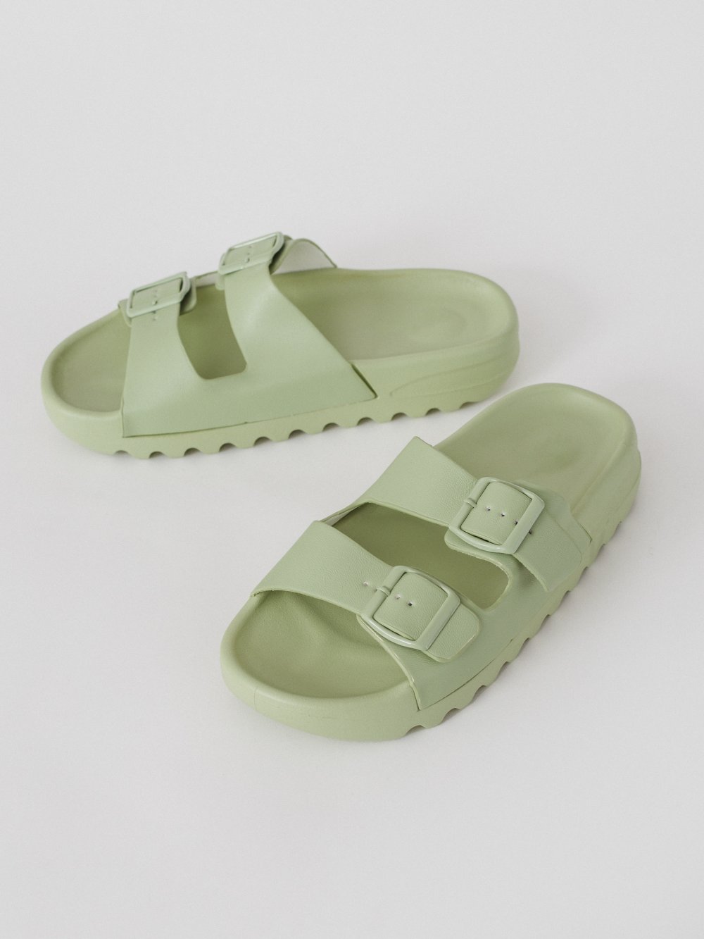 Zelené pantofle Luisa