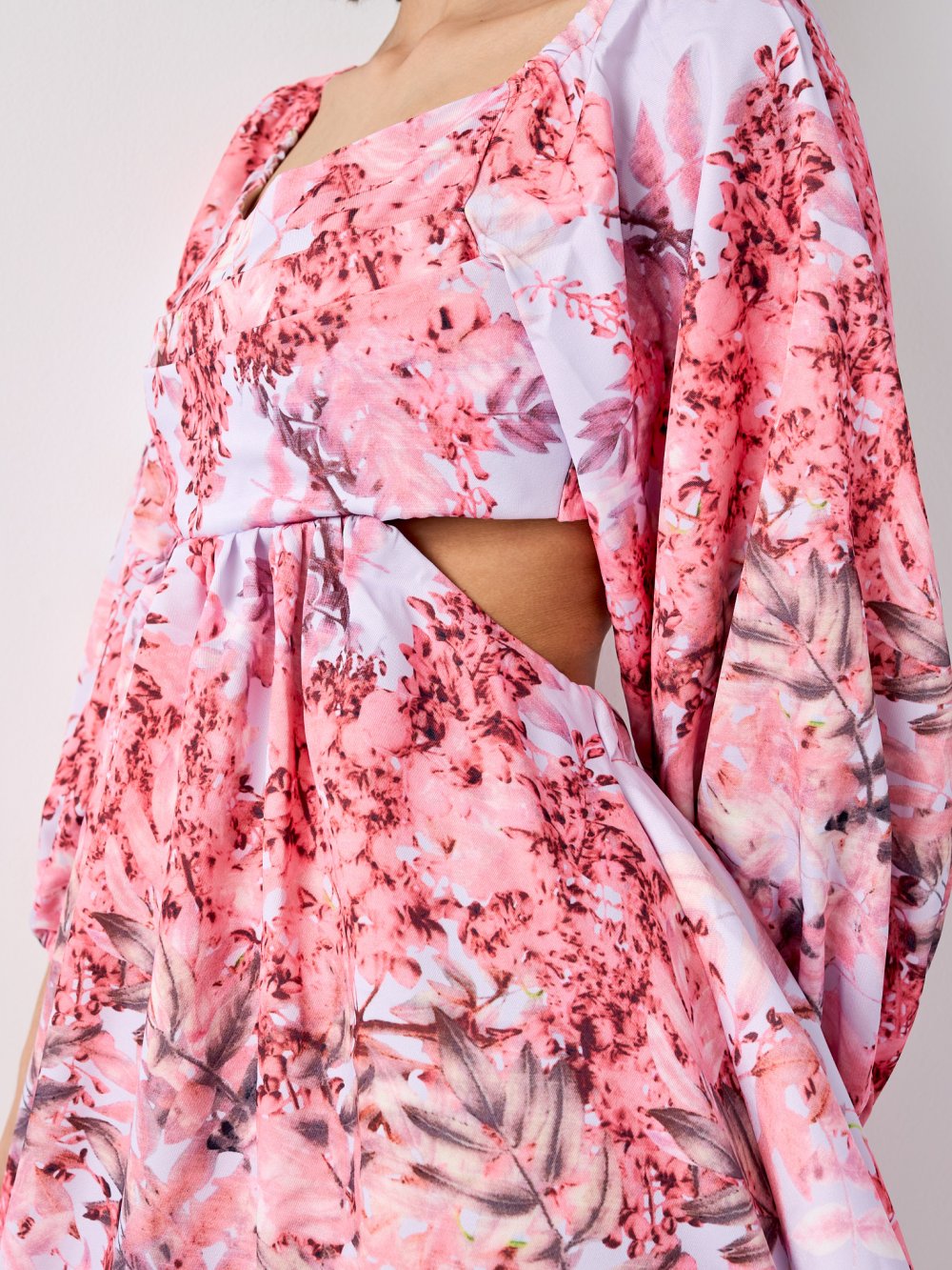 Fialovo-růžové šaty Findy