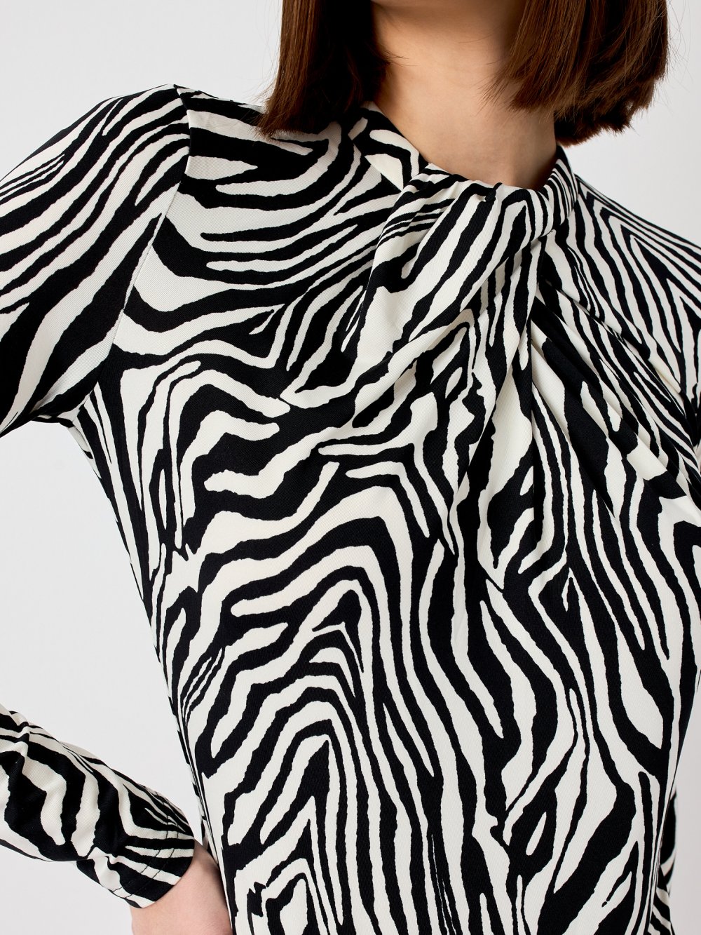 Bielo-čierne body Zebra