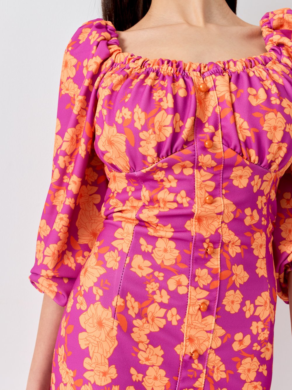 Fialovo-oranžové kvetované šaty Sabin