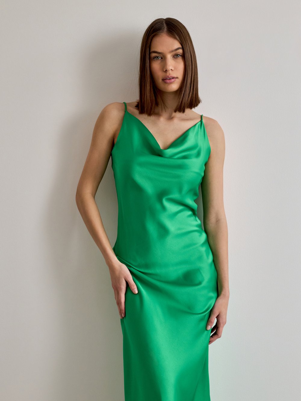 Zelené šaty Naomi