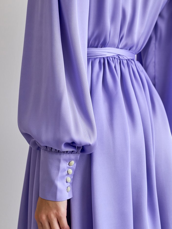 Bledě fialové šaty Francesca