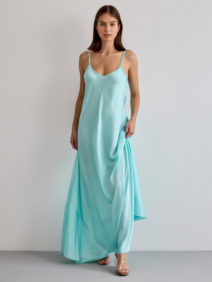 Bledě modré saténové šaty Melissa