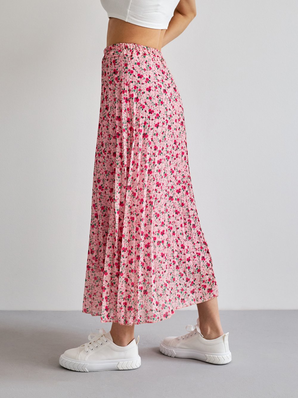 Růžová květovaná sukně Leine