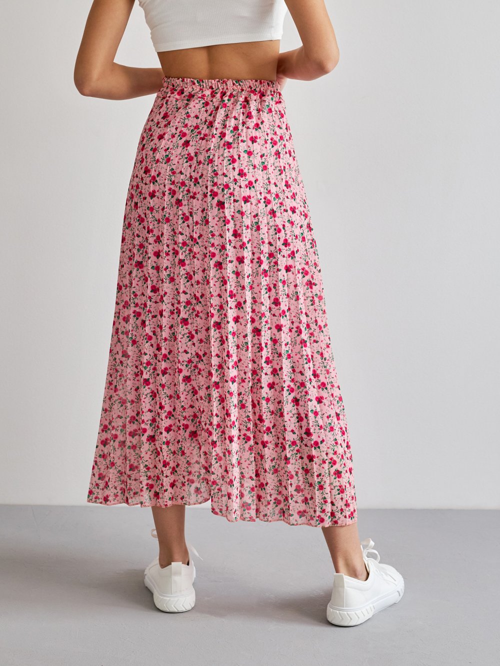 Ružová kvetovaná sukňa Leine