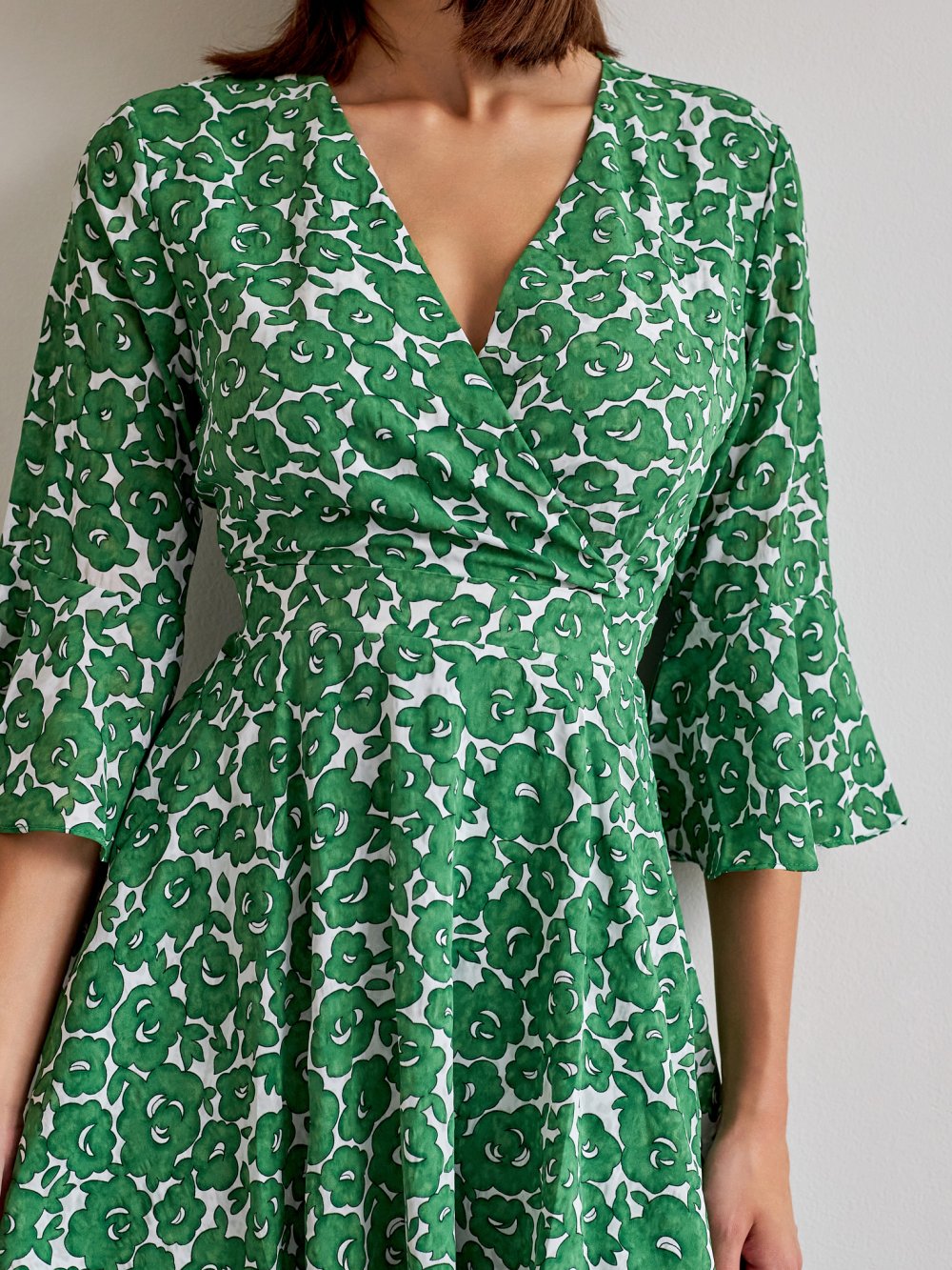 Zelené vzorované šaty Cora