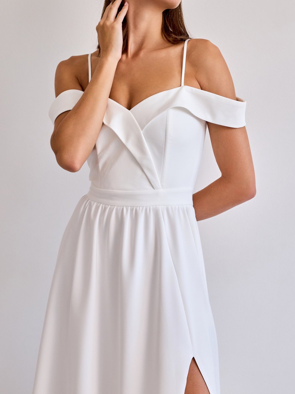 Bílé dlouhé společenské šaty Elisabeth