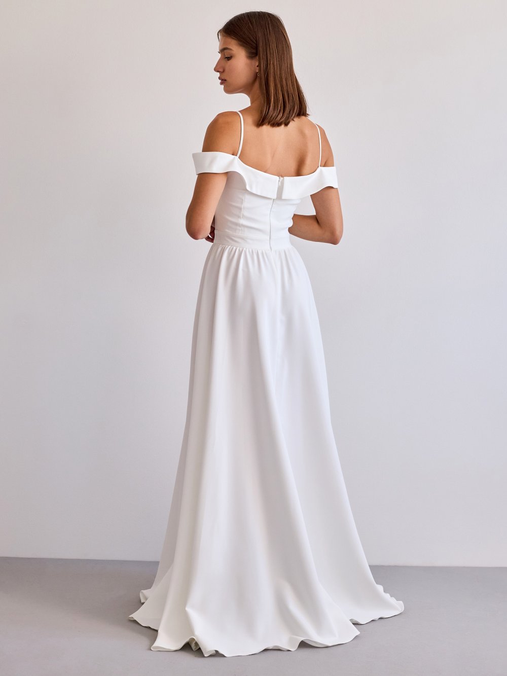 Bílé dlouhé společenské šaty Elisabeth