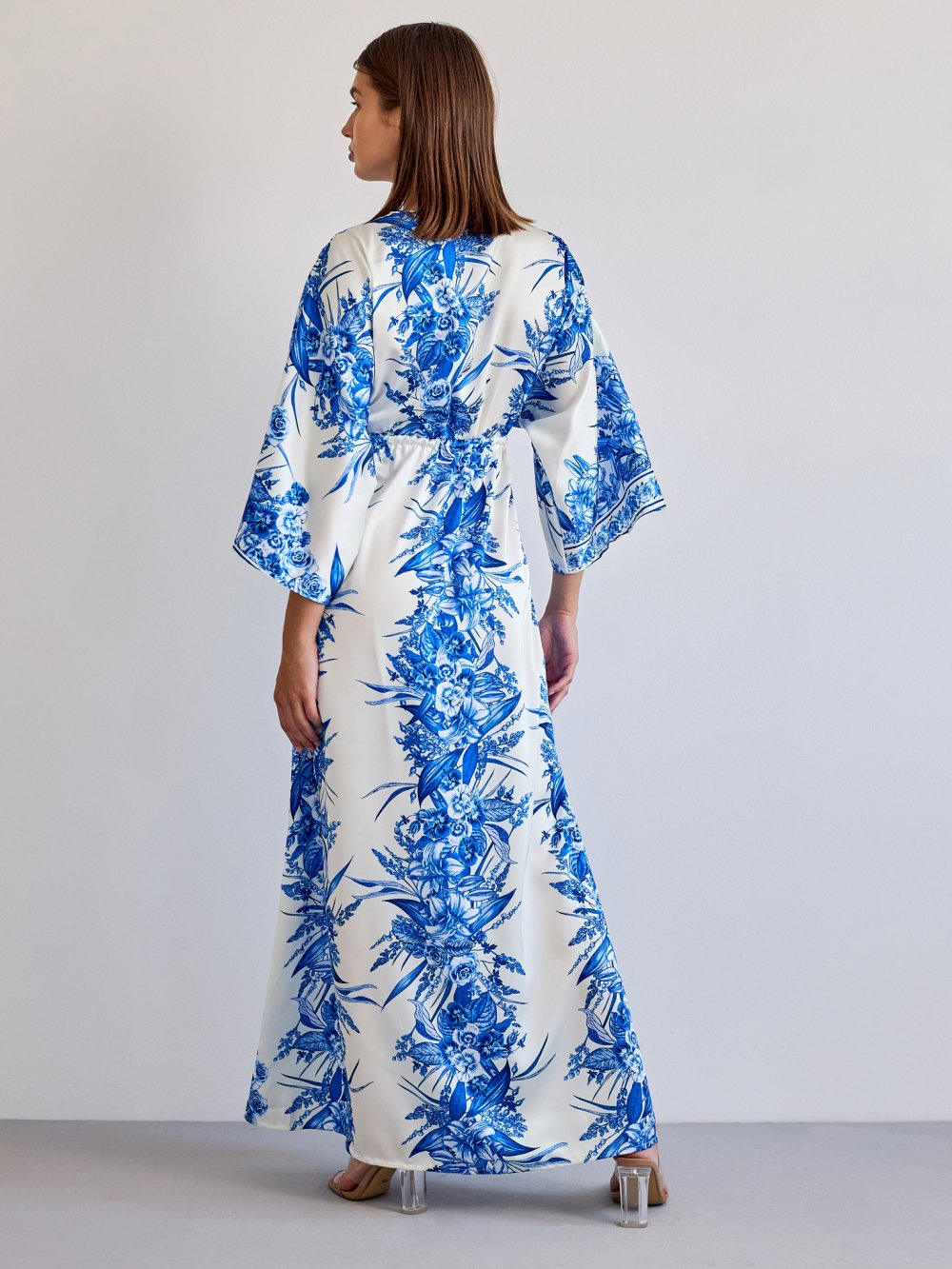 Modro-bílé vzorované šaty Duna