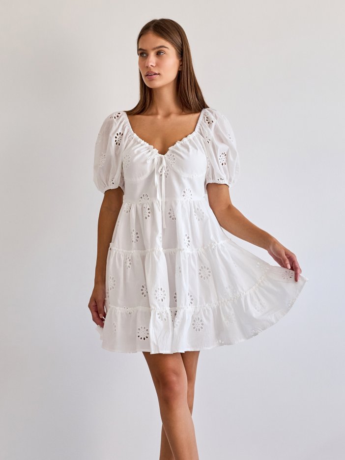 Bílé šaty Thira