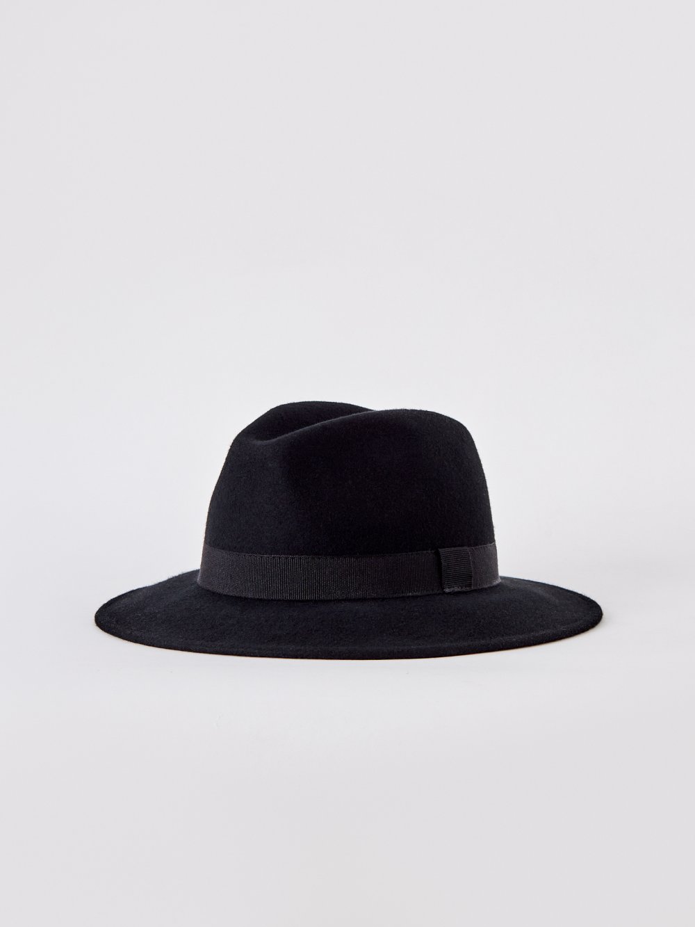 Čierny klobúk Colin