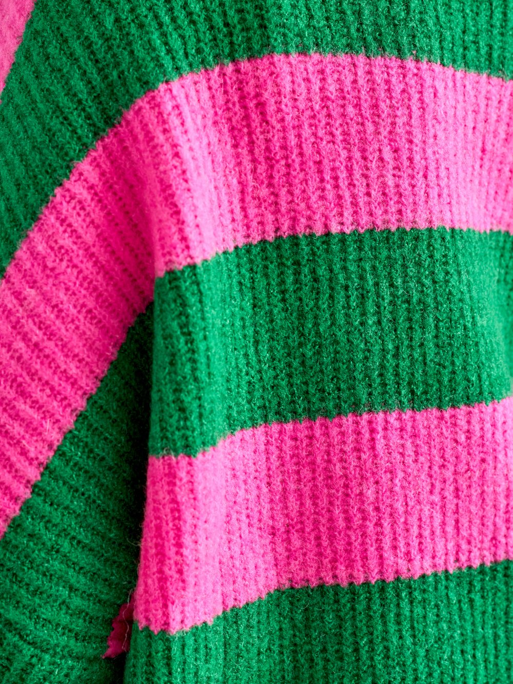 Ružovo-zelený pásikavý sveter Aldo