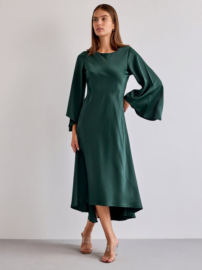 Tmavě zelené saténové šaty Bais