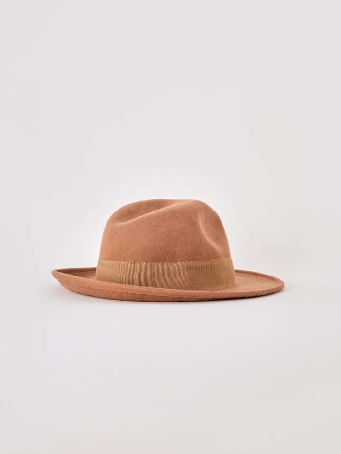Hnedý klobúk Simeon