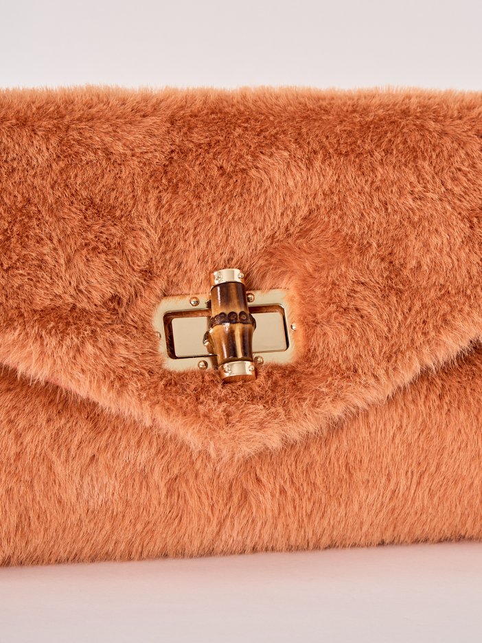Light orange fluffy purse Mizzi