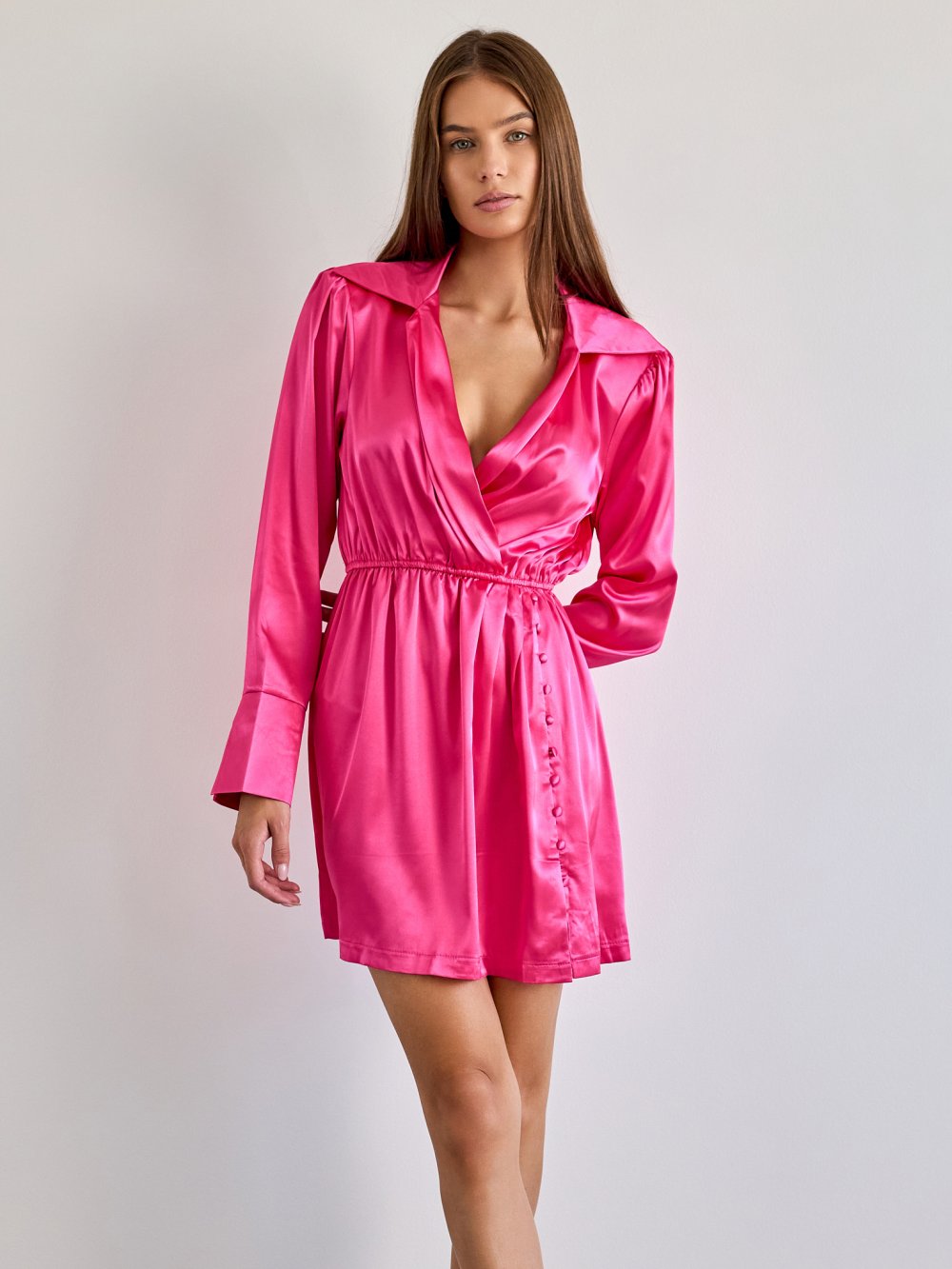 Růžové saténové šaty Saria
