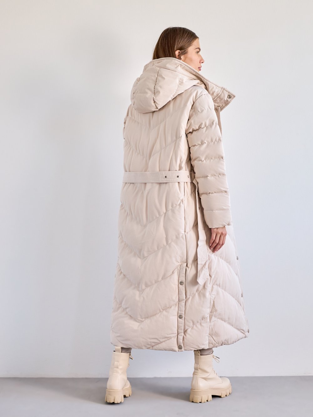 Béžová zimní bunda Jeavi