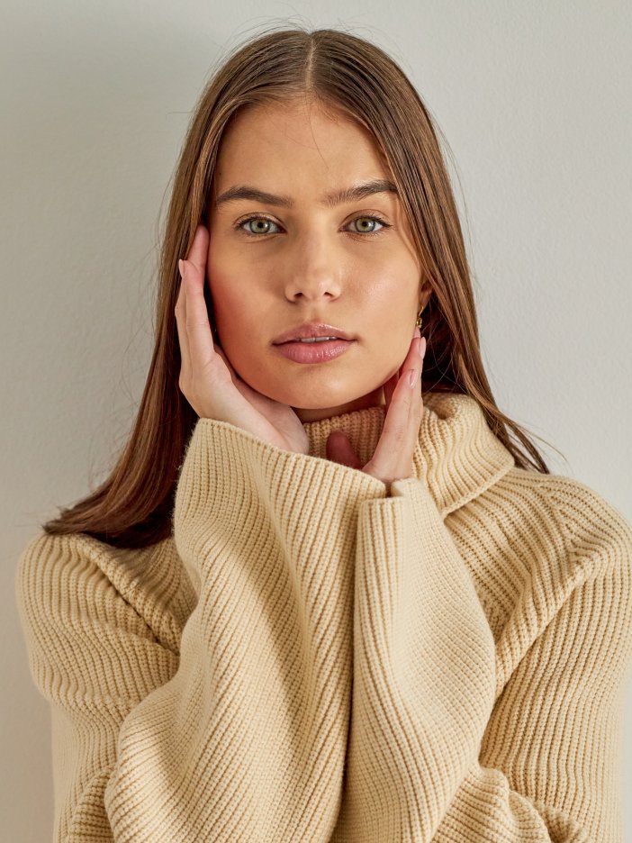 Béžový pletený sveter Lina