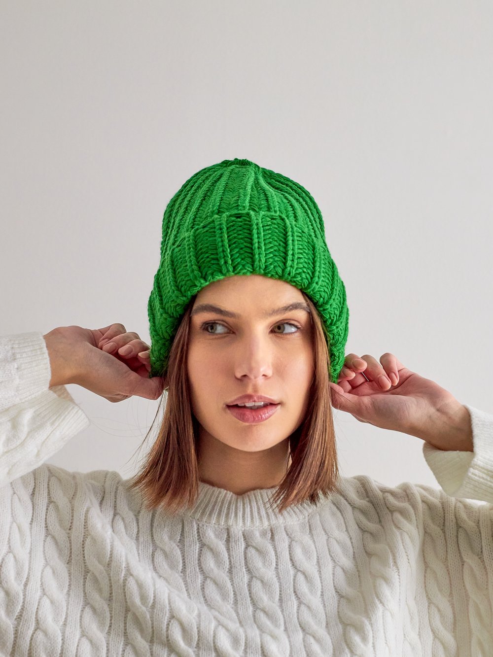 Zelená pletená zimní čepice Kitt