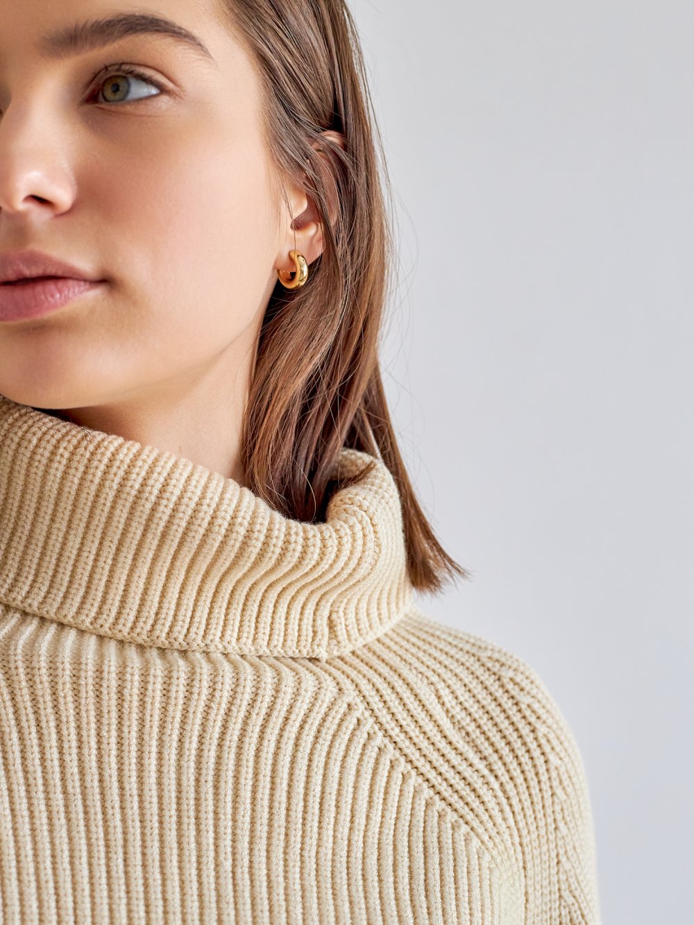Béžový pletený svetr Lina