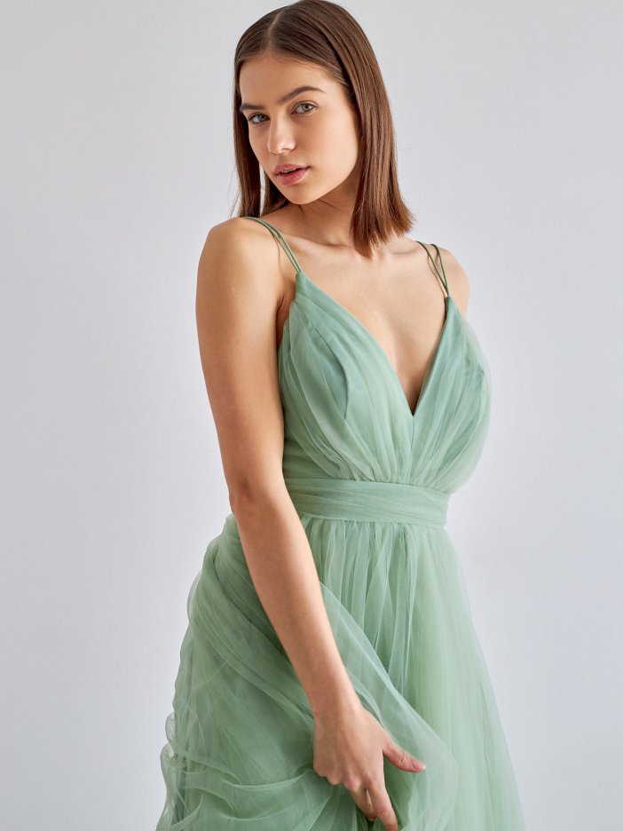 Bledě zelené tylové společenské šaty Polina