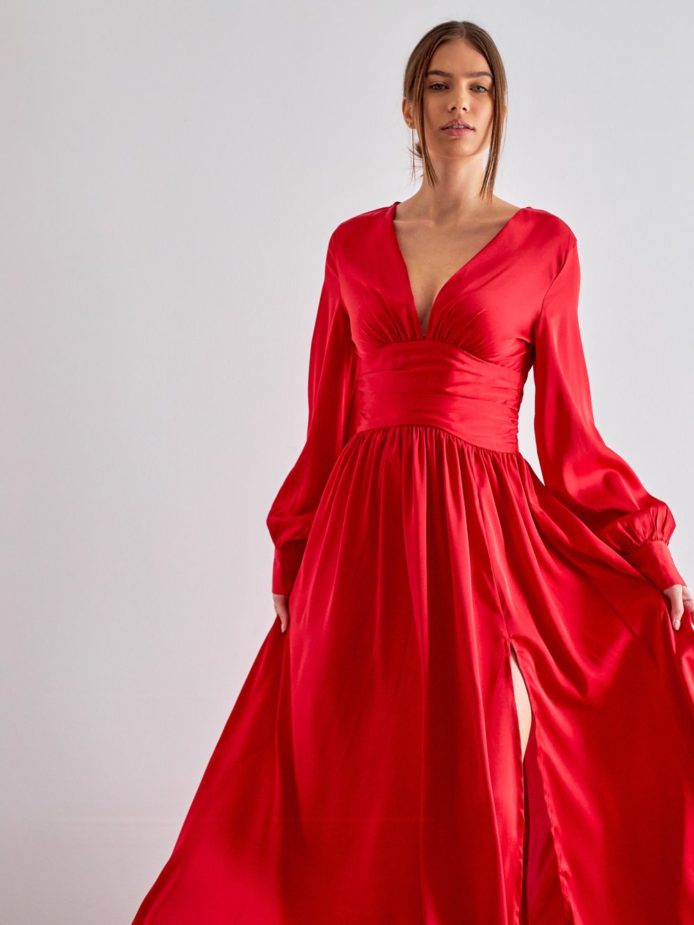Červené saténové spoločenské šaty Marcya
