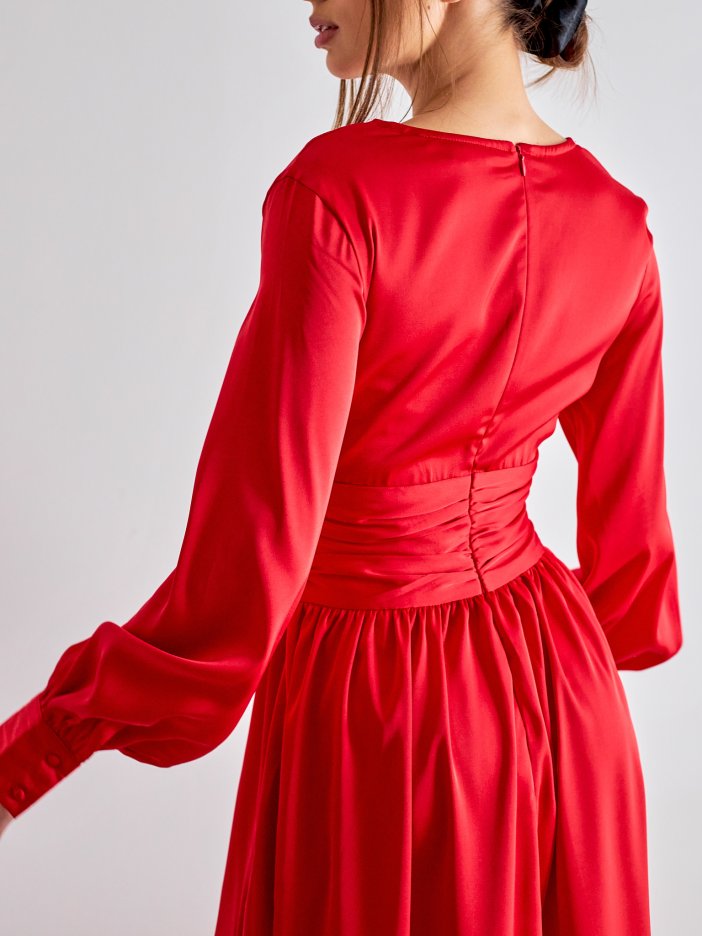 Červené saténové společenské šaty Marcya
