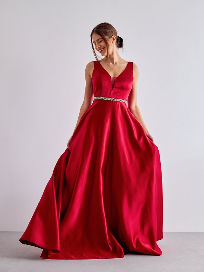 Červené společenské šaty Brigitte