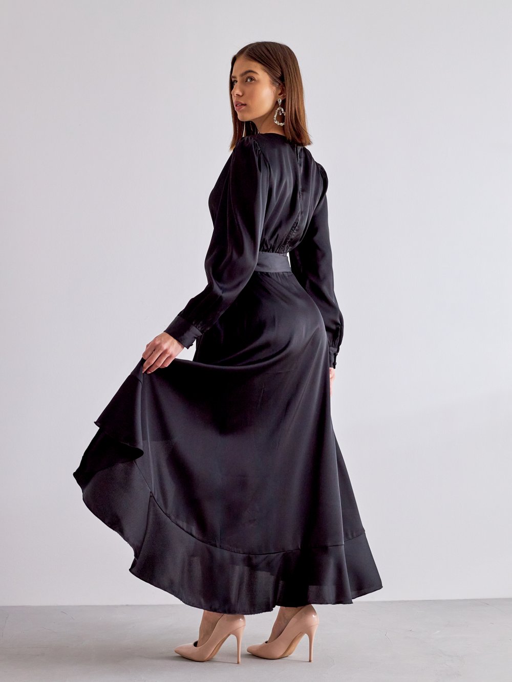Čierne saténové spoločenské šaty Elina