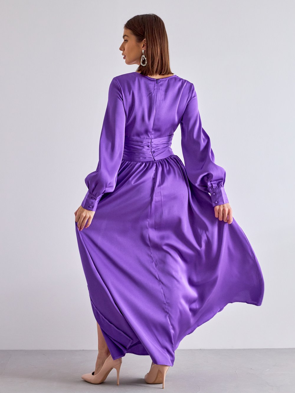 Fialové saténové společenské šaty Marcya