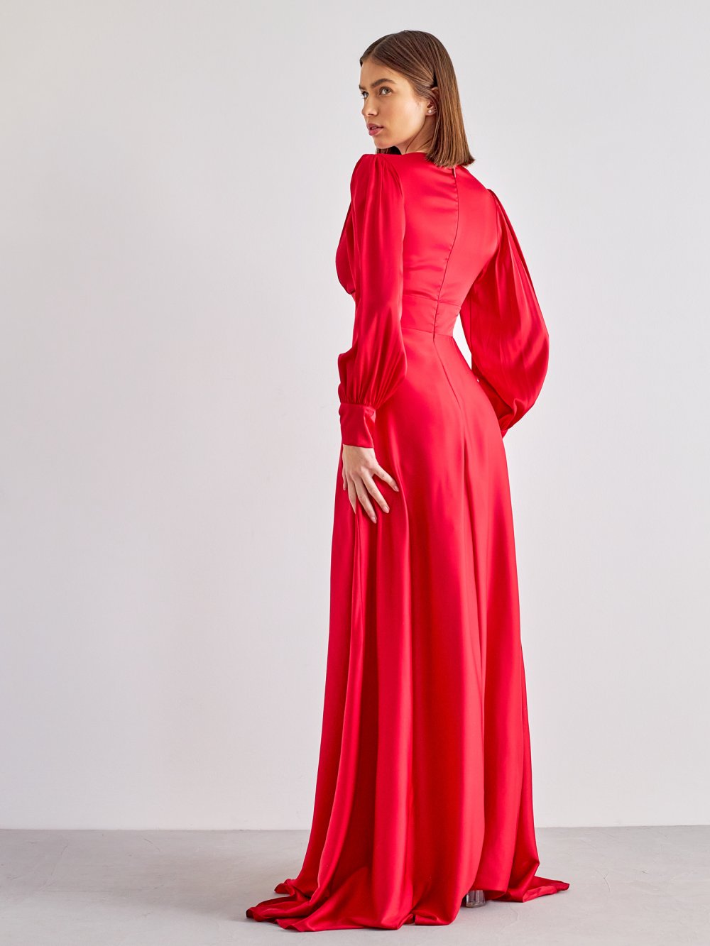 Červené saténové společenské šaty Natacha