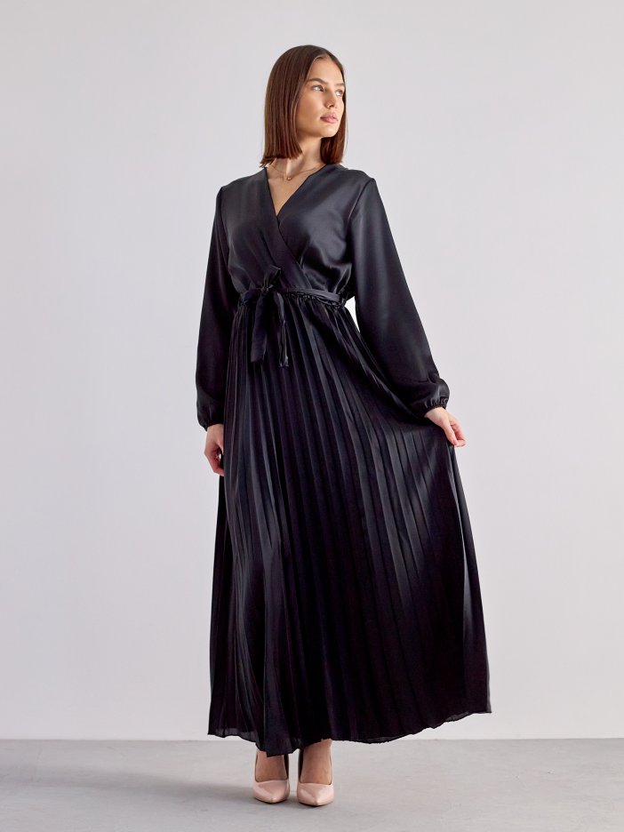 Čierne saténové spoločenské šaty Miriam