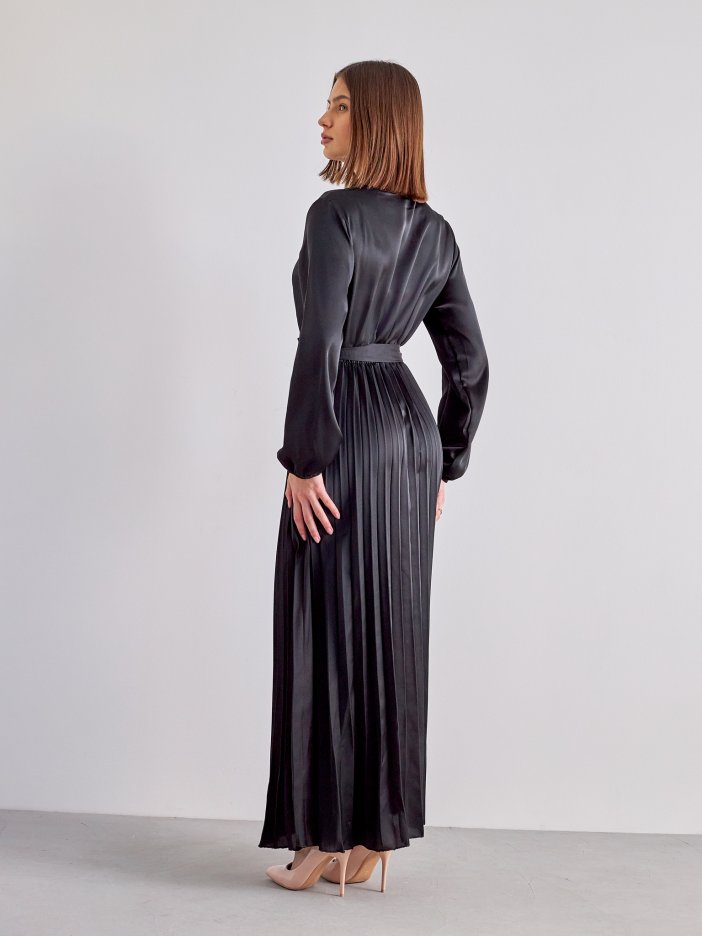 Čierne saténové spoločenské šaty Miriam